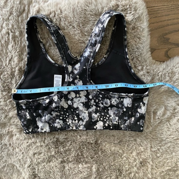 Nike sport bra size Large - Picture 4 of 4